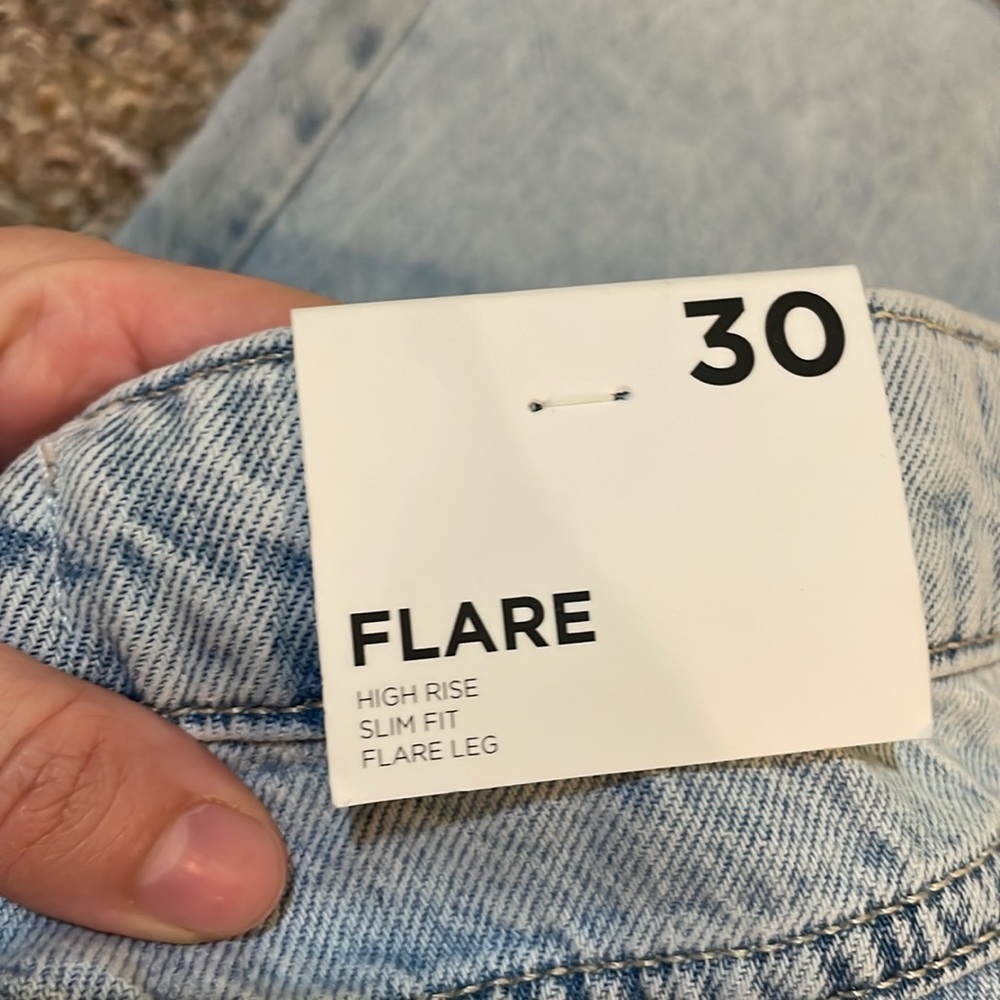 Womens New Forever 21 High Rise Slim Fit Flare Leg Jeans - Picture 6 of 10
